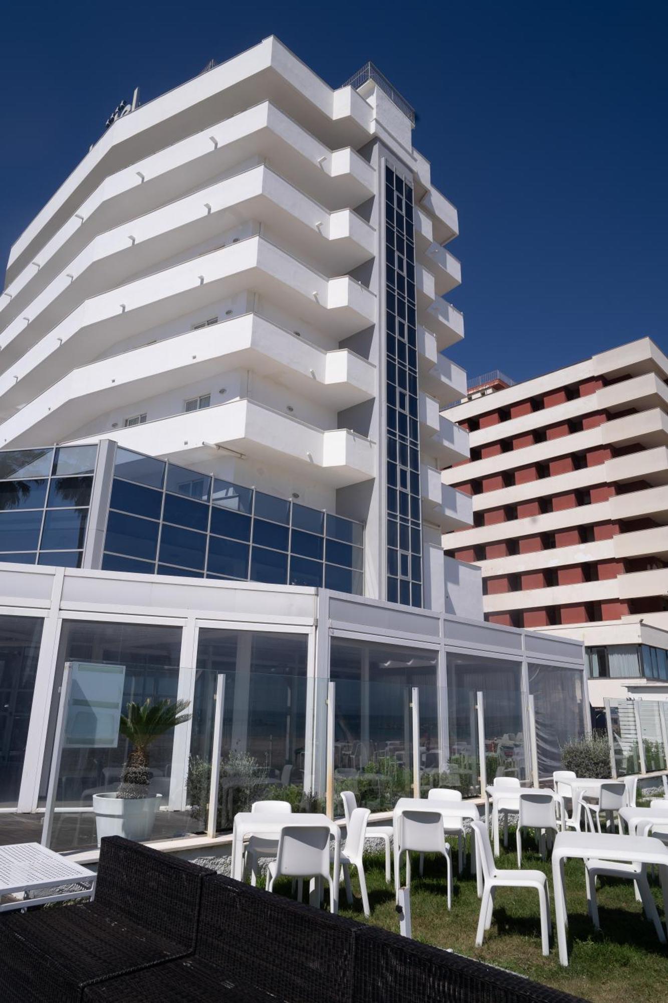 Sea Lion Hotel Montesilvano Marina Esterno foto
