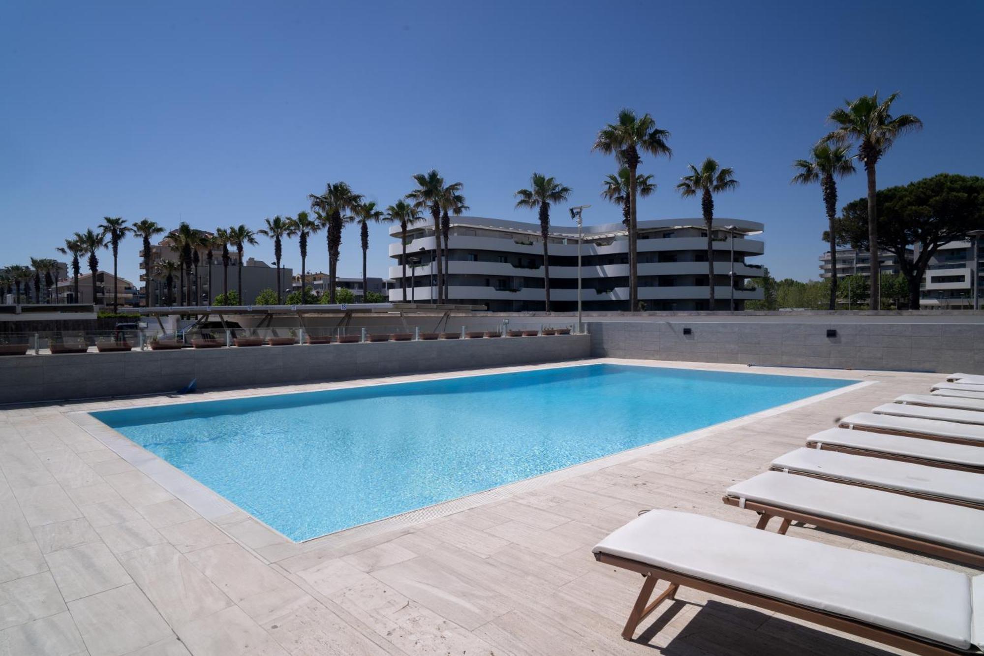 Sea Lion Hotel Montesilvano Marina Esterno foto
