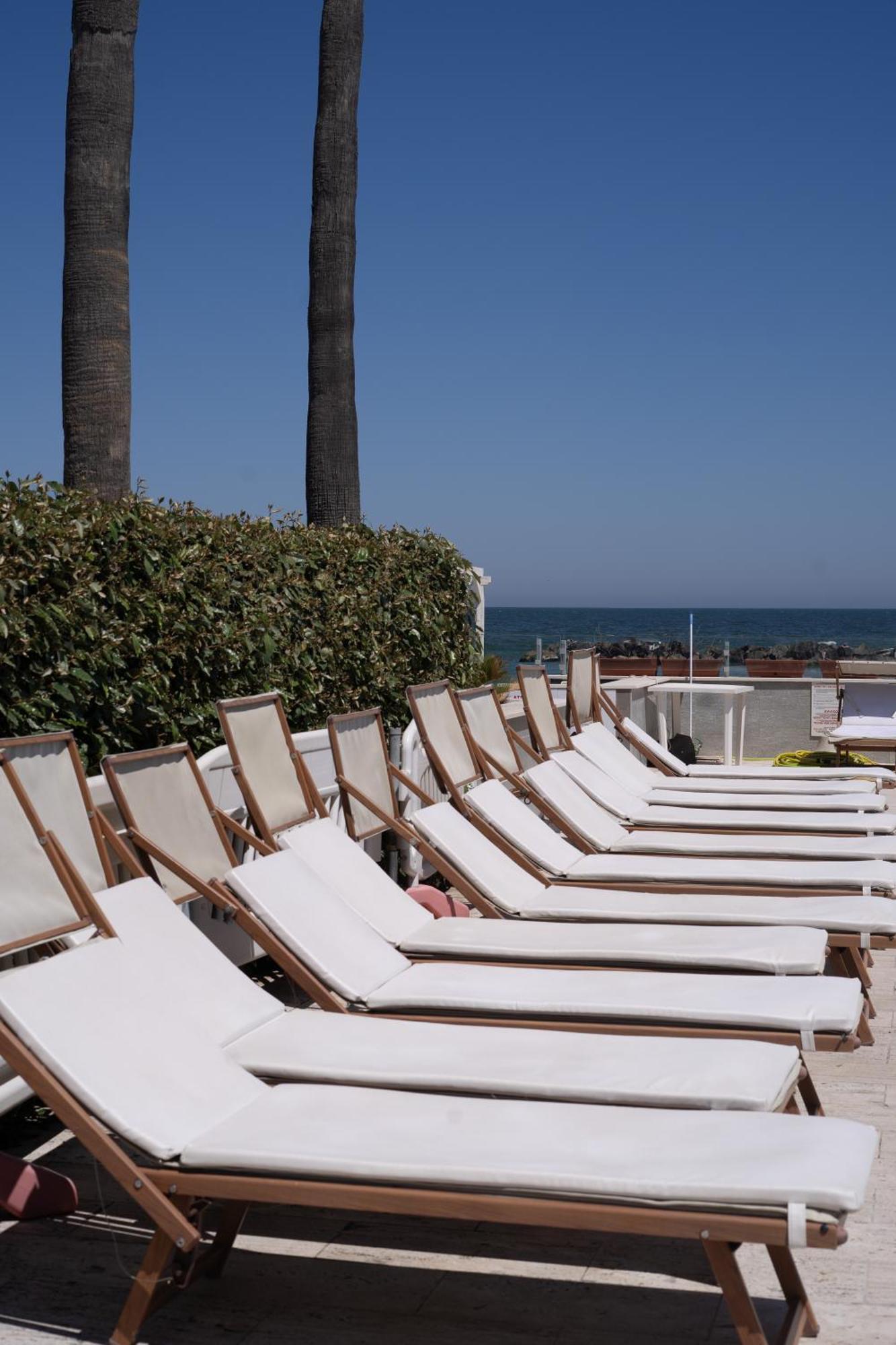 Sea Lion Hotel Montesilvano Marina Esterno foto
